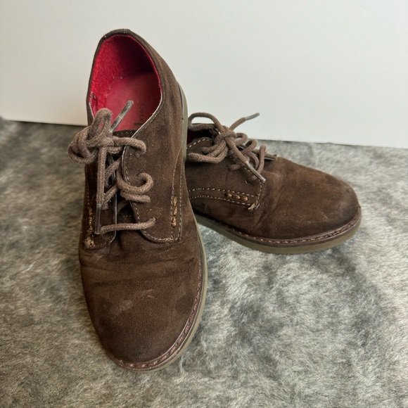 🌟 Cole Haan Boys Brown Suede Oxfords Size 10 - Picture 2 of 8